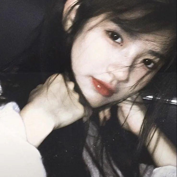 暗夜呢喃