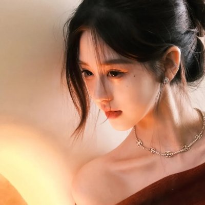 左边最后那栋房子